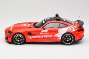 Mercedes AMG GT R C190 Safety Car F1 2021 Minichamps 1:18 155036095 Métal Moulé — image 3 sur 6