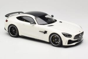 Mercedes AMG GT R C190 Blanc Métallisé Minichamps 1:18 155036028 Métal Moulé — image 4 sur 6