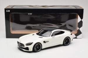 Mercedes AMG GT R C190 Blanc Métallisé Minichamps 1:18 155036028 Métal Moulé — image 6 sur 6