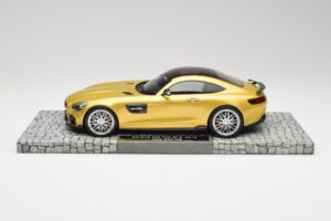 Mercedes Brabus AMG GT S C190 600 Desert Or Minichamps 1:18 107032522 Métal Moulé — image 3 sur 6