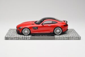 Mercedes Brabus AMG GT S C190 600 Mars Rouge Minichamps 1:18 107032521 Métal Moulé — image 3 sur 6