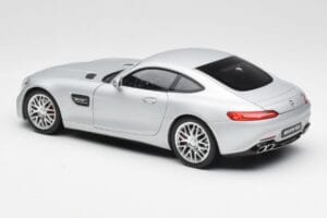 Mercedes AMG GT S C190 Designo Iridium Argent Magno Norev 1:18 B66960485 Métal Moulé — image 7 sur 8