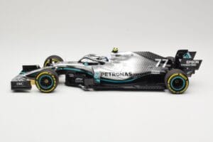 Mercedes AMG Petronas Motorsport W10 #77 V. Bottas 2nd Place Chinese GP 2019 Minichamps 1:18 110190377 Métal Moulé — image 3 sur 6