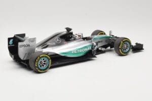 Mercedes AMG Petronas W06 Hybrid #44 L. Hamilton F1 World Champion 2015 Minichamps 1:18 186150044 Métal Moulé — image 2 sur 6