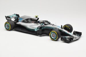 Mercedes AMG Petronas W09 #77 V. Bottas F1 2018 Minichamps 1:18 110180077 Métal Moulé — image 4 sur 6