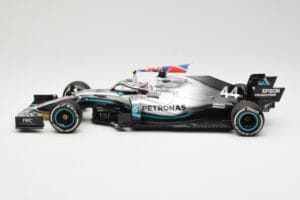 Mercedes AMG Petronas W10 #44 L. Hamilton Winner British GP 2019 Minichamps 1:18 110191044 Métal Moulé — image 3 sur 6