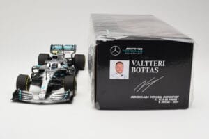 Mercedes AMG Petronas W10 #77 V. Bottas F1 2019 Minichamps 1:18 110190077 Métal Moulé — image 6 sur 6