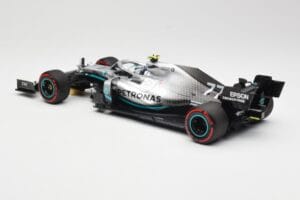 Mercedes AMG Petronas W10 #77 V. Bottas British GP 2019 Minichamps 1:18 110191077 Métal Moulé — image 5 sur 6