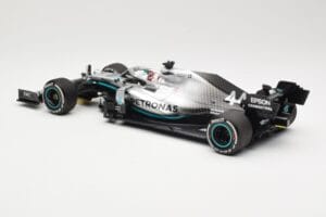 Mercedes AMG Petronas W10 EQ Power+ #44 L. Hamilton USA GP F1 World Champion 2019 Minichamps 1:18 110191844 Métal Moulé — image 6 sur 7