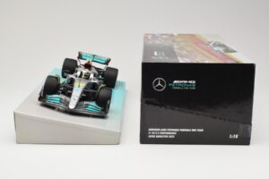 Mercedes AMG Petronas W13 E Performance #44 L. Hamilton 2022 Minichamps 1:18 113220044 Métal Moulé — image 6 sur 6