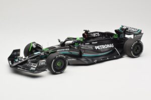 Mercedes AMG Petronas W14 E Performance #63 G. Russell Bahrain GP 2023 Minichamps 1:18 110230163 Métal Moulé