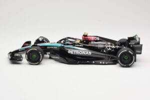 Mercedes AMG Petronas W15 E Performance #44 L. Hamilton 2024 Minichamps 1:18 110240144 Métal Moulé — image 5 sur 6
