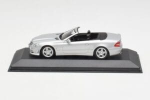 Mercedes AMG SL63 R230 Argent Wheels Type 2 Minichamps 1:43 SL63001 Métal Moulé