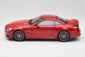 Mercedes AMG SL 63 R231 Rouge Maisto 1:18 36199 Métal Moulé — image 4 sur 8