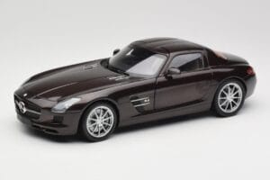 Mercedes AMG SLS C197 Brown Metallic Minichamps 1:18 100039028 Métal Moulé