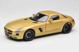 Mercedes AMG SLS C197 Or Minichamps 1:18 100039024 Métal Moulé