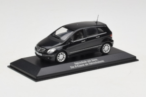 Mercedes B-Class W245 Auto-École Noir Minichamps 1:43 MB005 Métal Moulé — image 2 sur 4