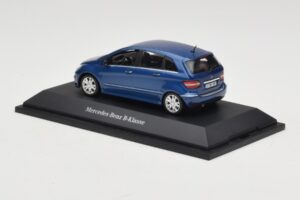 Mercedes B-Class W245 Lotus Blue Metallic Minichamps 1:43 B66962407 Métal Moulé — image 3 sur 4