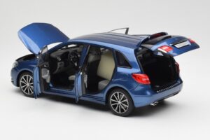 Mercedes B-Class W246 Lotus Bleu Métallisé Norev 1:18 B66961410 Métal Moulé — image 5 sur 8