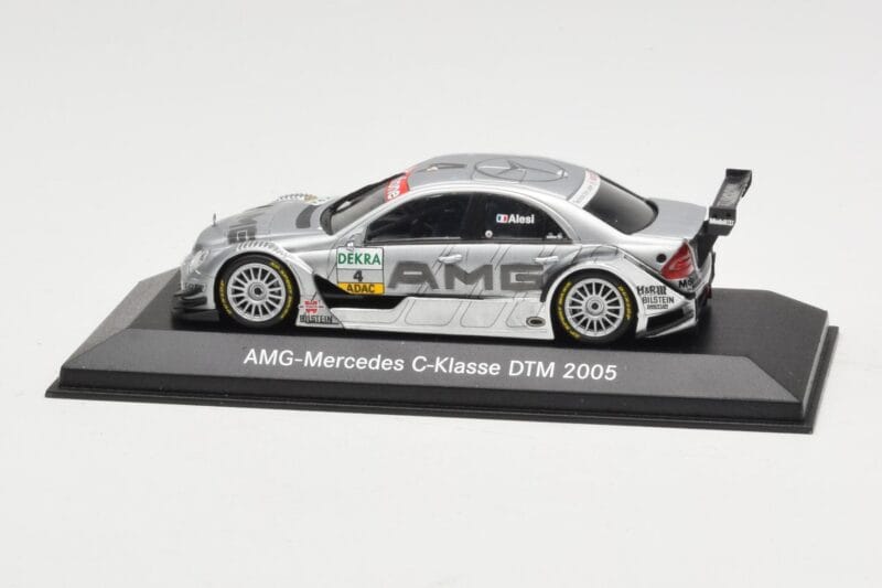 Mercedes C-Class C203 #4 J. Alesi HWA DTM 2005 Minichamps 1:43 B66962230 Métal Moulé