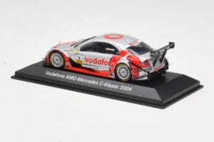 Mercedes C-Class C203 #1 Vodafone AMG B. Schneider DTM 2004 Minichamps 1:43 B66962207 Métal Moulé — image 3 sur 4