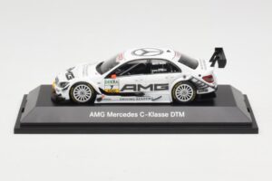 Mercedes C-Class C204 DTM #7 P. di Resta DTM 2010 Minichamps 1:43 B66961413 Métal Moulé