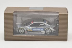 Mercedes C-Class #9 DaimlerChrysler Bank B. Spengler HWA DTM 2006 Minichamps 1:43 B66962254 Métal Moulé — image 4 sur 4