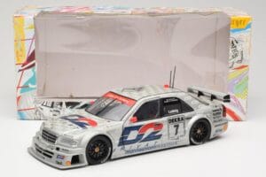 Mercedes C-Class W202 #7 K. Ludwig AMG-Mercedes Team Zakspeed DTM 1994 UT Models 1:18 180943307 Métal Moulé — image 8 sur 8