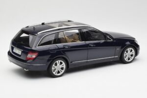 Mercedes C-Class S204 T-Modell Tanzanite Bleu AUTOart 1:18 B66962352 Métal Moulé — image 3 sur 8