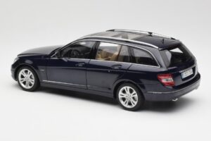 Mercedes C-Class S204 T-Modell Tanzanite Bleu AUTOart 1:18 B66962352 Métal Moulé — image 7 sur 8