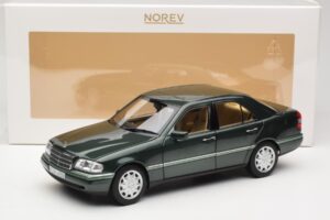 Mercedes C-Class W202 Malachite Green Norev 1:18 183372 Métal Moulé — image 8 sur 8