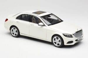 Mercedes C-Class W205 Diamond Blanc Métallisé Norev 1:18 B66960256 Métal Moulé — image 6 sur 8