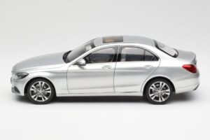 Mercedes C-Class W205 Iridium Argent Métallisé Norev 1:18 B66960253 Métal Moulé — image 4 sur 8