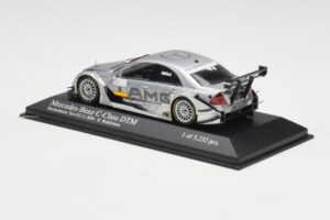 Mercedes C-Class W203 #8 Team AMG DTM Test Car 2004 Minichamps 1:43 400043498 Métal Moulé — image 3 sur 4