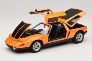 Mercedes C111 II White Autumn Metallic Norev 1:18 183050 Métal Moulé — image 2 sur 10