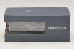 Mercedes C204 #7 J. Green DTM 2010 Minichamps 1:43 B66960137 Métal Moulé — image 4 sur 4