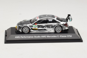 Mercedes C204 #7 J. Green DTM 2010 Minichamps 1:43 B66960137 Métal Moulé