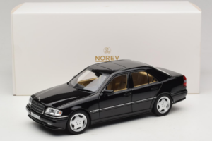 Mercedes C36 AMG W202 Obsidian Black Metallic Norev 1:18 183381 Métal Moulé — image 8 sur 8