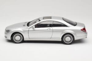 Mercedes CL-Class C216 Argent AUTOart 1:18 76164 Métal Moulé — image 4 sur 8