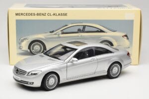 Mercedes CL-Class C216 Argent AUTOart 1:18 76164 Métal Moulé — image 8 sur 8