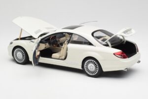 Mercedes CL500 C216 Calcit Blanc AUTOart 1:18 B66962341 Métal Moulé — image 5 sur 8