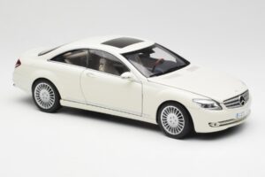 Mercedes CL500 C216 Calcit Blanc AUTOart 1:18 B66962341 Métal Moulé — image 6 sur 8