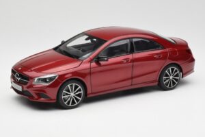 Mercedes CLA C117 Designo Patagonia Rouge Métallisé Norev 1:18 B66960131 Métal Moulé