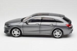 Mercedes CLA C117 Mountain Gris Norev 1:18 B66960351 Métal Moulé — image 4 sur 8