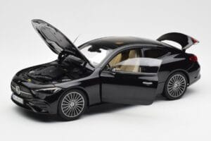 Mercedes CLE C236 Coupe Obsidian Noir Métallique Norev 1:18 183937 Métal Moulé — image 2 sur 8