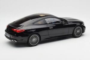 Mercedes CLE C236 Coupe Obsidian Noir Métallique Norev 1:18 183937 Métal Moulé — image 3 sur 8