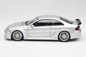 Mercedes AMG CLK DTM Argent Kyosho 1:18 B66962271 Métal Moulé — image 4 sur 8