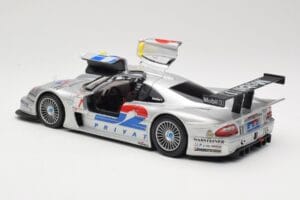 Mercedes CLK LM GT1 #1 AMG Mercedes K. Ludwig / R. Zonta FIA GT Championship 1998 Maisto 1:18 56053 Métal Moulé — image 5 sur 8