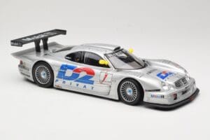 Mercedes CLK LM GT1 #1 AMG Mercedes K. Ludwig / R. Zonta FIA GT Championship 1998 Maisto 1:18 56053 Métal Moulé — image 6 sur 8