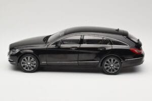 Mercedes CLS Shooting Brake X218 Obsidian Black Norev 1:18 B66960115 Métal Moulé — image 4 sur 8